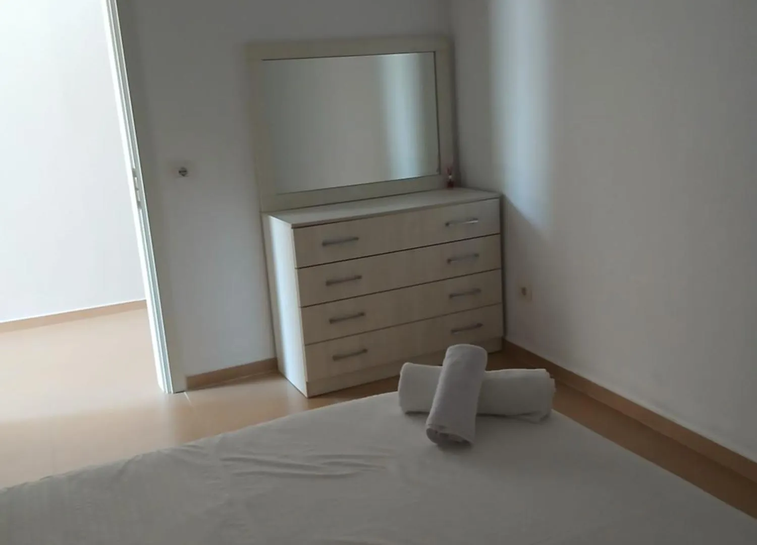 Vila Bali Durrës 0*,  Albánia